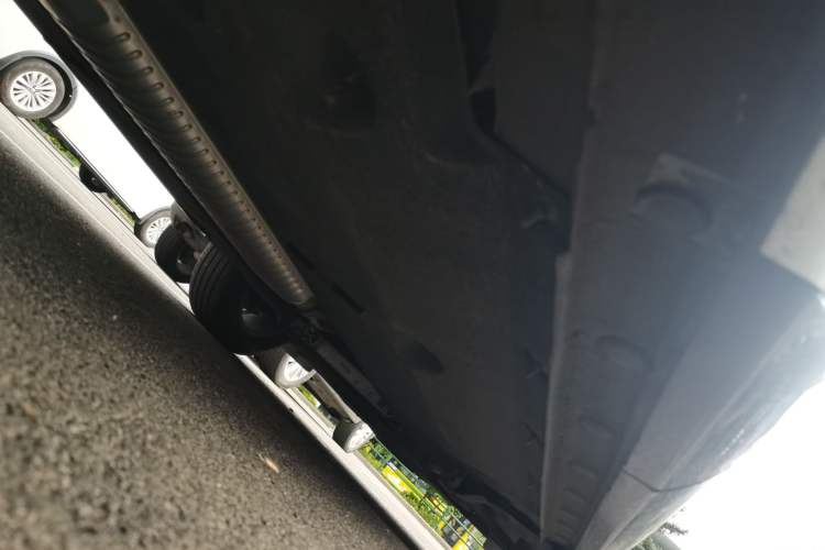 Used Hongqi HS5 2023 2.0T Qixiang Pro Edition Chassis Rear Right