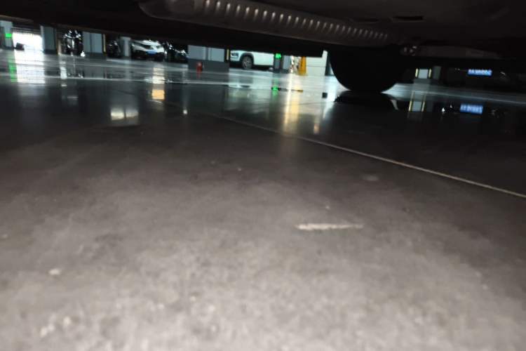 Used Hongqi HS5 2023 2.0T Qixiang Pro 500 000th Unit Commemorative Edition Chassis Rear Right
