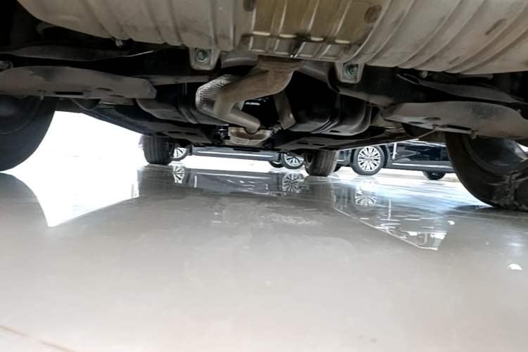 Used Hongqi HS5 2023 2.0T Qixiang Pro Edition Chassis Rear
