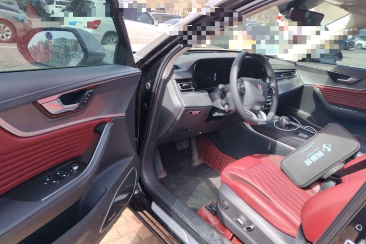 Used Hongqi HS5 2023 2.0T Four-Wheel Drive Flagship Pro Edition Driver Seat