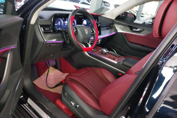 Used Hongqi HS5 2023 2.0T Four-Wheel Drive Flagship Pro Edition Driver Seat