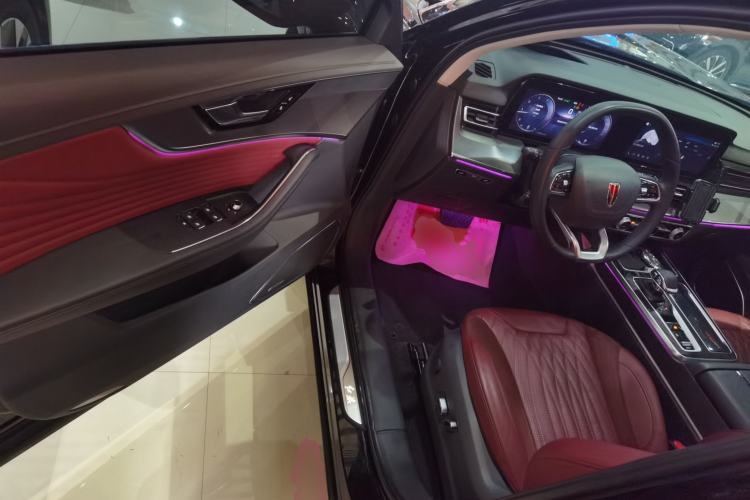 Used Hongqi HS5 2023 2.0T Four-Wheel Drive Flagship Pro Edition Driver Seat