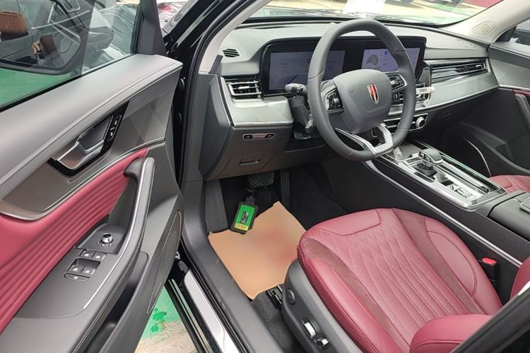 Used Hongqi HS5 2023 2.0T Four-Wheel Drive Flagship Pro Edition Driver Seat