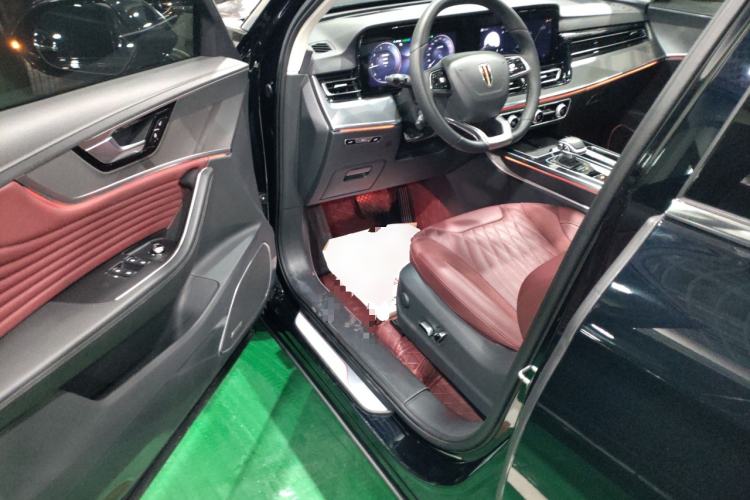 Used Hongqi HS5 2023 2.0T Four-Wheel Drive Flagship Pro Edition Driver Seat