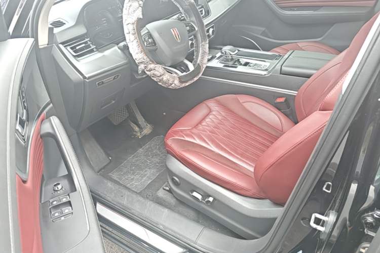 Used Hongqi HS5 2023 2.0T Four-Wheel Drive Flagship Pro Edition Driver Seat