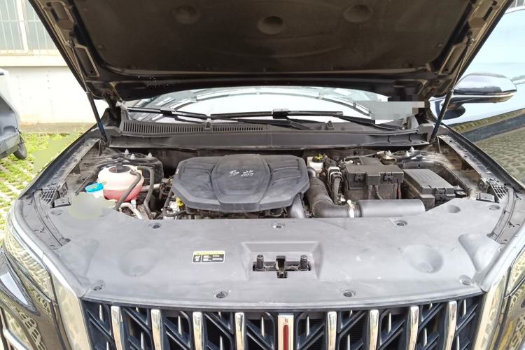 Used Hongqi HS5 2023 2.0T Four-Wheel Drive Flagship Pro Edition Engine Bay