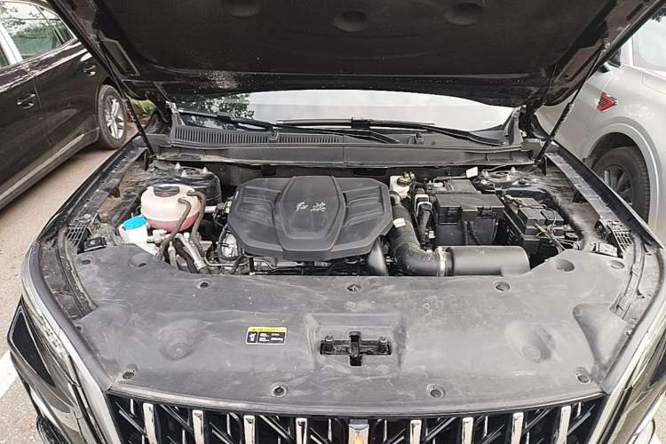Used Hongqi HS5 2023 2.0T Qixiang Pro Edition Engine Bay