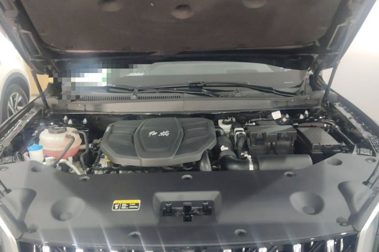 Used Hongqi HS5 2023 2.0T Qixiang Pro Edition Engine Bay