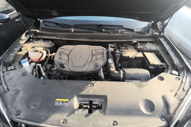 Used Hongqi HS5 2023 2.0T Four-Wheel Drive Flagship Pro Edition Engine Bay
