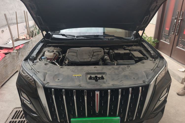 Used Hongqi HS5 2023 2.0T Four-Wheel Drive Flagship Pro Edition Engine Bay