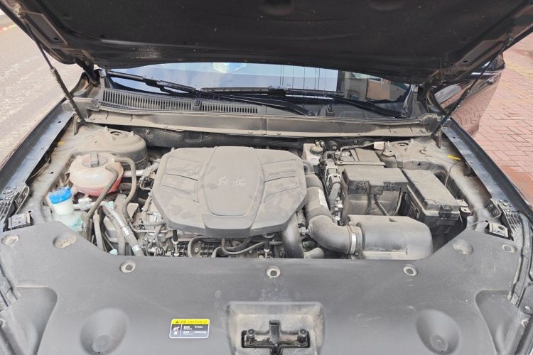 Used Hongqi HS5 2023 2.0T Qixiang Pro Edition Engine Bay