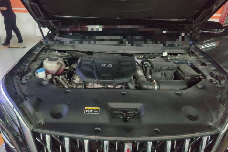 Used Hongqi HS5 2023 2.0T Qixiang Pro 500 000th Unit Commemorative Edition Engine Bay