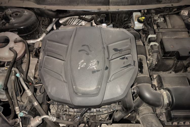Used Hongqi HS5 2023 2.0T Qixiang Pro Edition Engine Bay