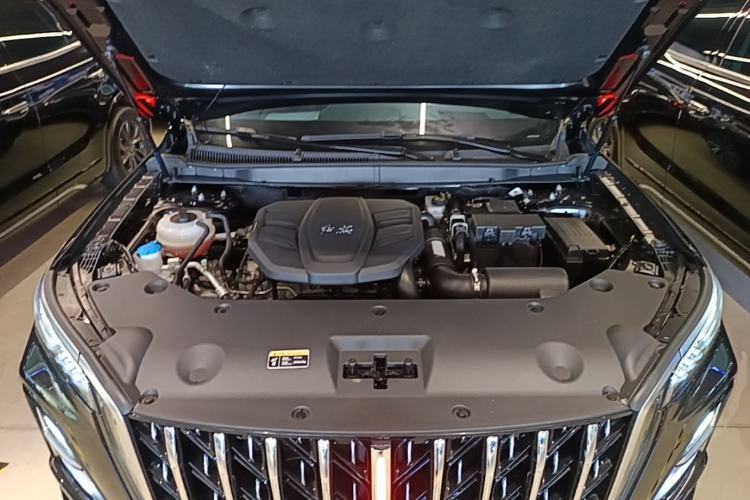 Used Hongqi HS5 2023 2.0T Four-Wheel Drive Flagship Pro Edition Engine Bay