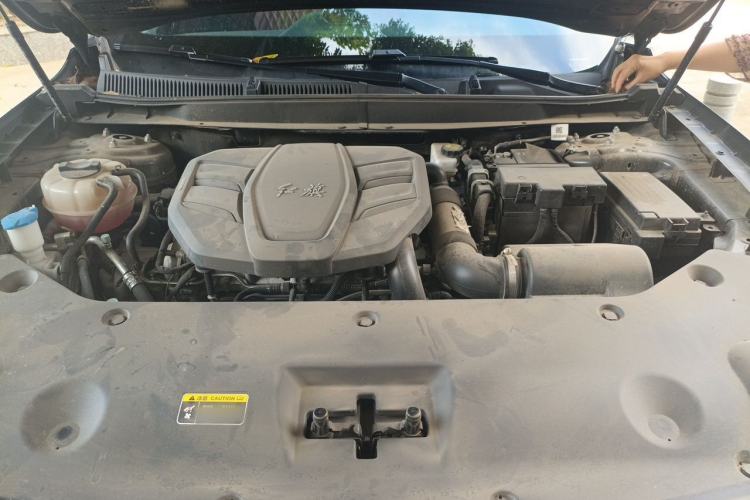 Used Hongqi HS5 2023 2.0T Qixiang Pro Edition Engine Bay