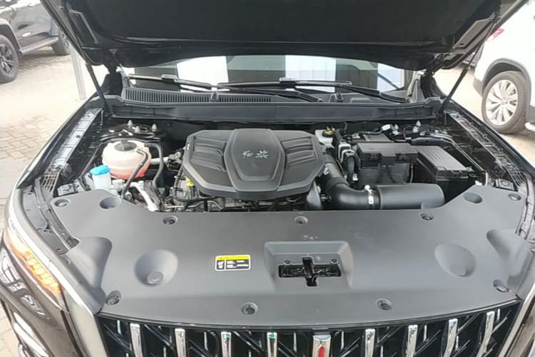 Used Hongqi HS5 2023 2.0T Qixiang Pro Edition Engine Bay