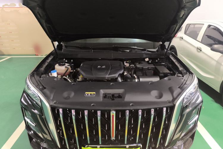 Used Hongqi HS5 2023 2.0T Four-Wheel Drive Flagship Pro Edition Engine Bay