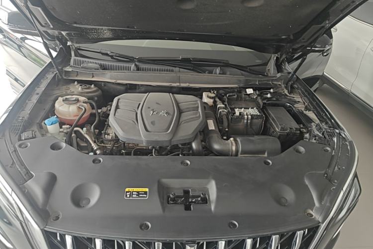 Used Hongqi HS5 2023 2.0T Qixiang Pro Edition Engine Bay