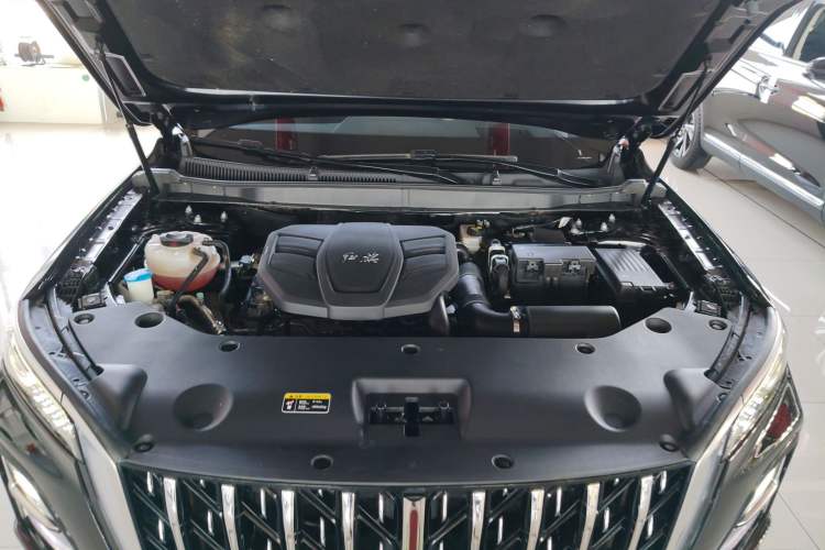 Used Hongqi HS5 2023 2.0T Four-Wheel Drive Flagship Pro Edition Engine Bay