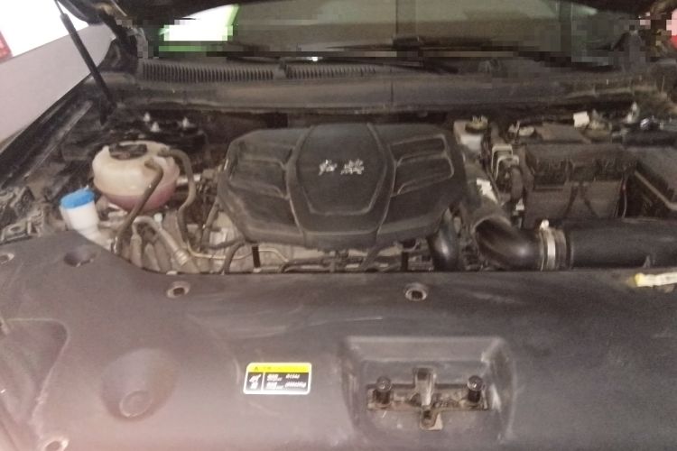 Used Hongqi HS5 2023 2.0T Four-Wheel Drive Flagship Pro Edition Engine Bay