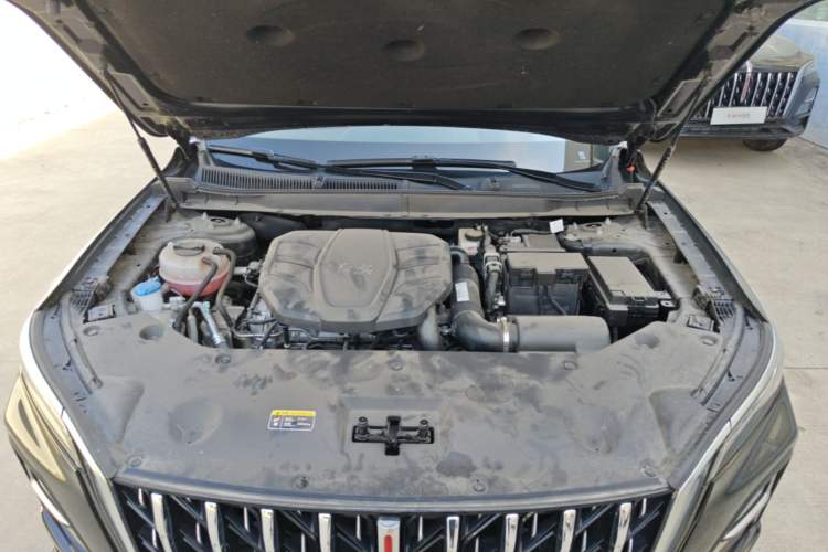 Used Hongqi HS5 2023 2.0T Four-Wheel Drive Flagship Pro Edition Engine Bay