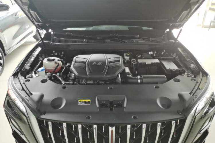 Used Hongqi HS5 2023 2.0T Qixiang Pro Edition Engine Bay