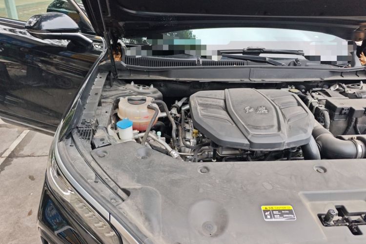 Used Hongqi HS5 2023 2.0T Four-Wheel Drive Flagship Pro Edition Engine Bay Right