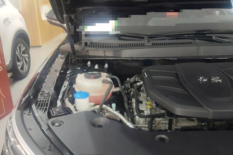 Used Hongqi HS5 2023 2.0T Qixiang Pro Edition Engine Bay Right