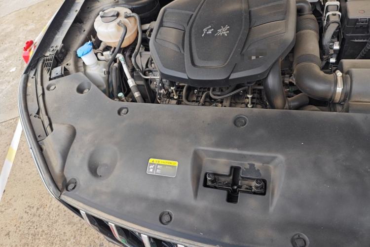 Used Hongqi HS5 2023 2.0T Qixiang Pro Edition Engine Bay Right