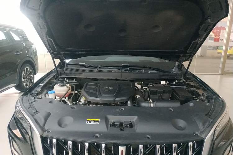 Used Hongqi HS5 2023 2.0T Four-Wheel Drive Flagship Pro Edition Engine Bay