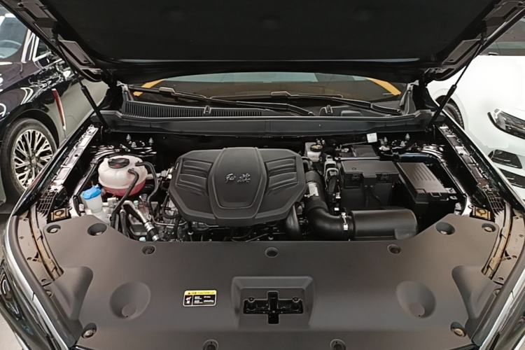Used Hongqi HS5 2023 2.0T Qixiang Pro Edition Engine Bay