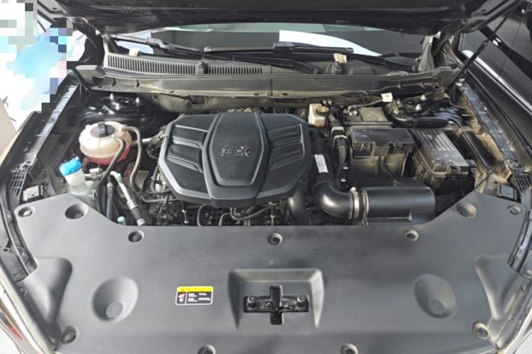 Used Hongqi HS5 2023 2.0T Qixiang Pro Edition Engine Bay