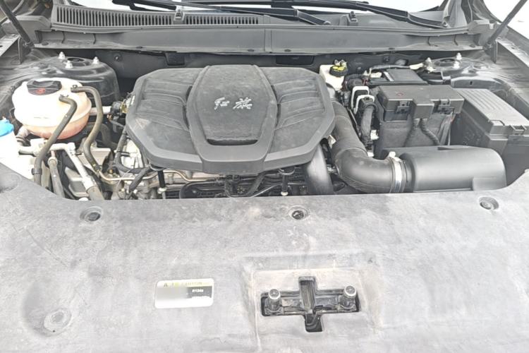 Used Hongqi HS5 2023 2.0T Four-Wheel Drive Flagship Pro Edition Engine Bay