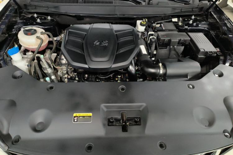 Used Hongqi HS5 2023 2.0T Qixiang Pro Edition Engine Bay