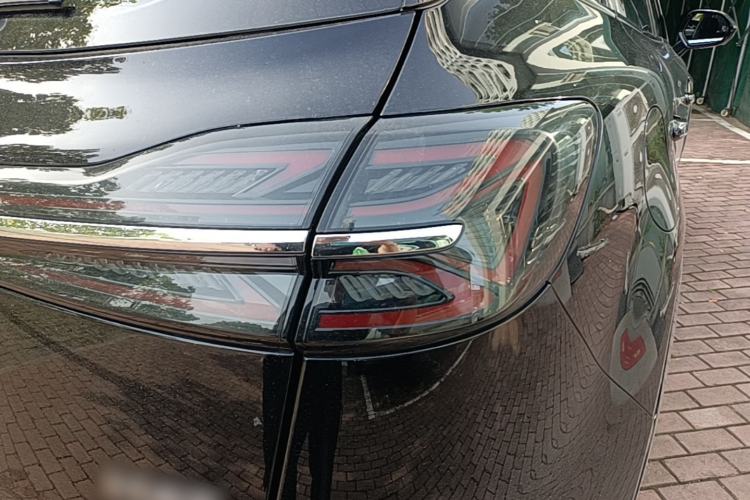 Used Hongqi HS5 2023 2.0T Four-Wheel Drive Flagship Pro Edition Exterior 1