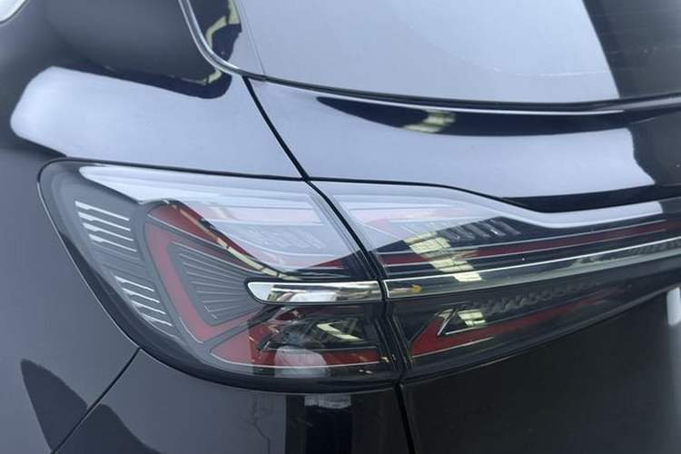 Used Hongqi HS5 2023 2.0T Qixiang Pro Edition Exterior 10
