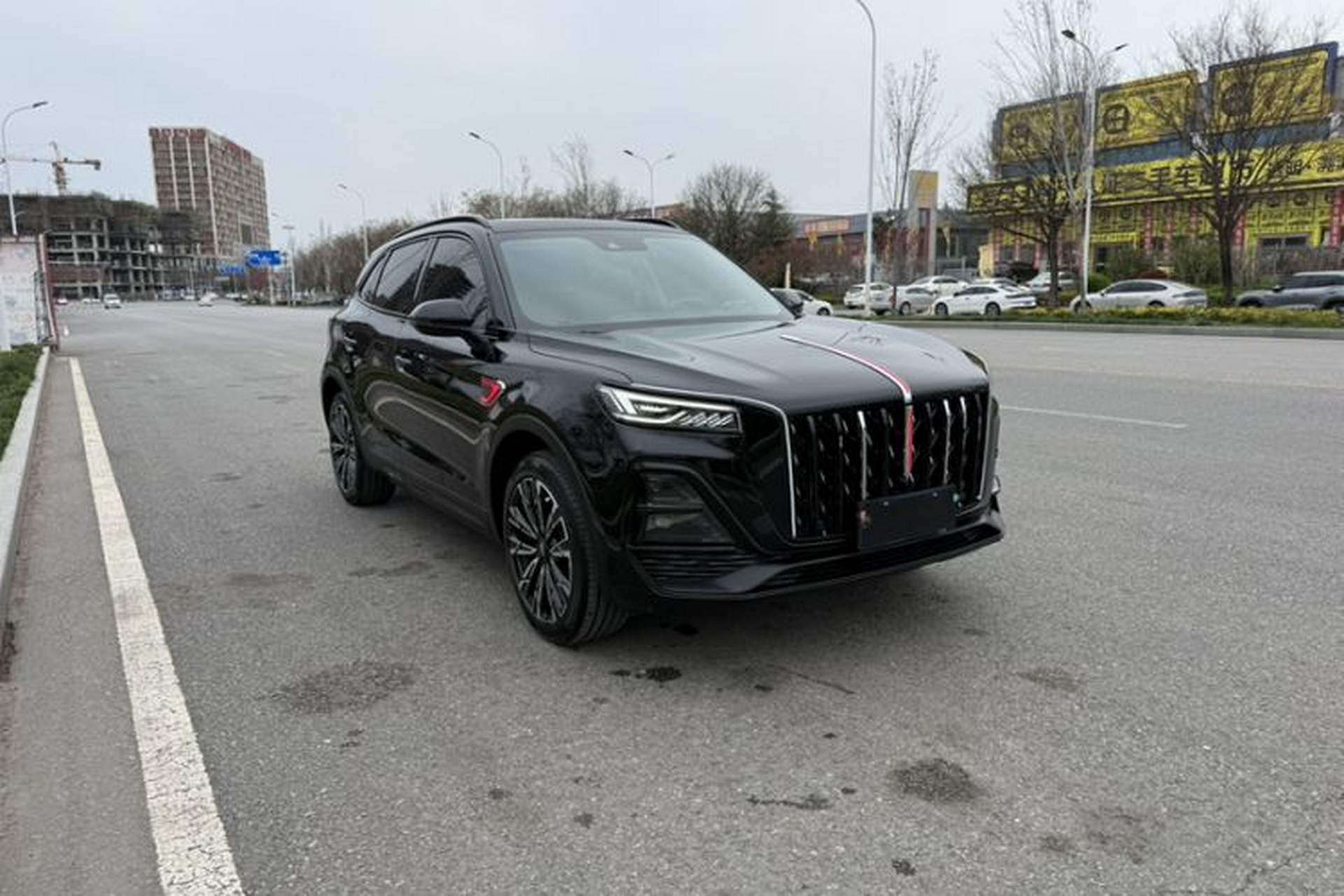 Used Hongqi HS5 2023 2.0T Four-Wheel Drive Flagship Pro Edition Exterior 3