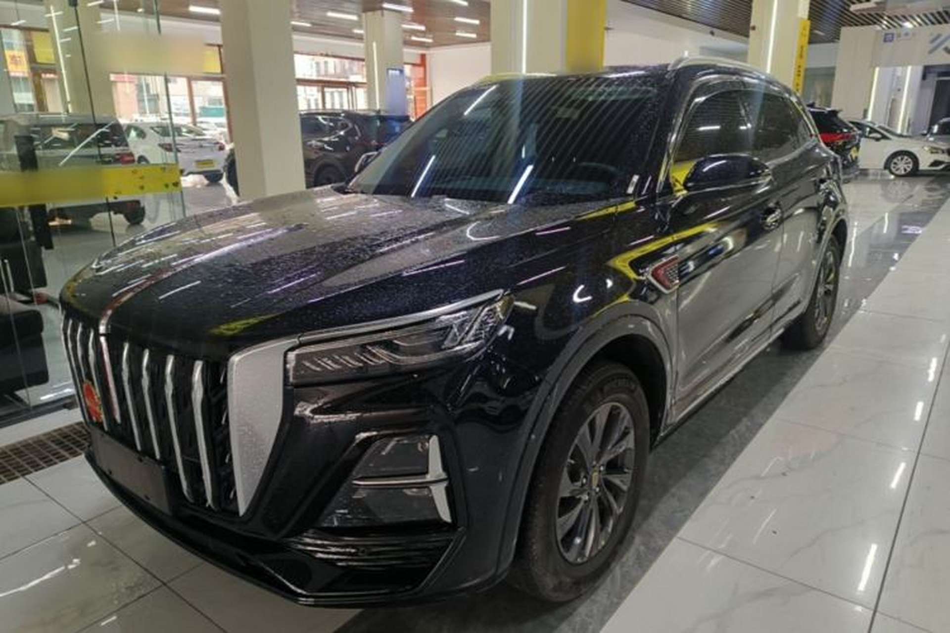 Used Hongqi HS5 2023 2.0T Qixiang Pro Edition Front Left 45 Deg