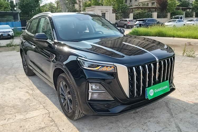 Used Hongqi HS5 2023 2.0T Qixiang Pro Edition Front Right 45 Deg