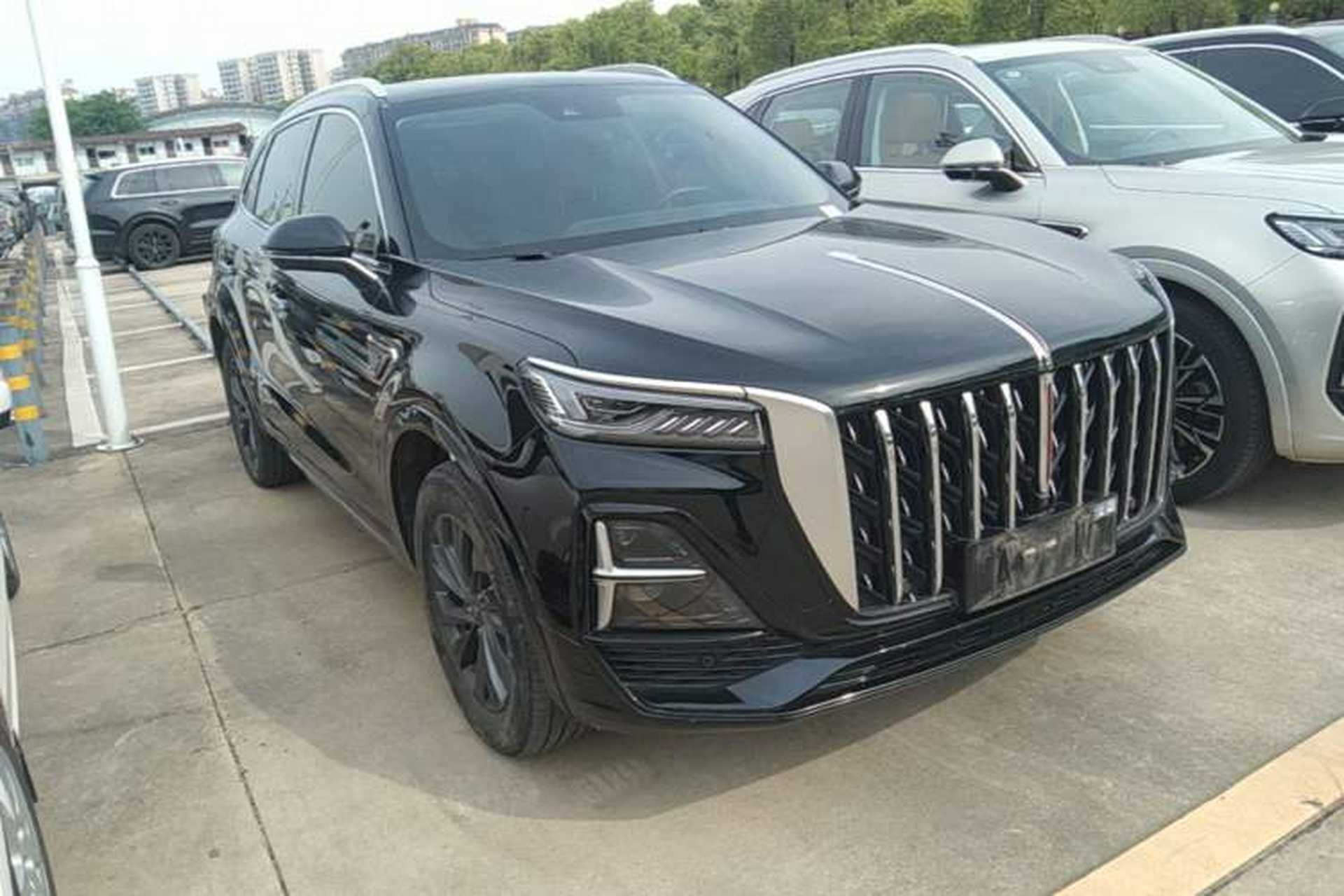 Used Hongqi HS5 2023 2.0T Qixiang Pro Edition Front Right 45 Deg
