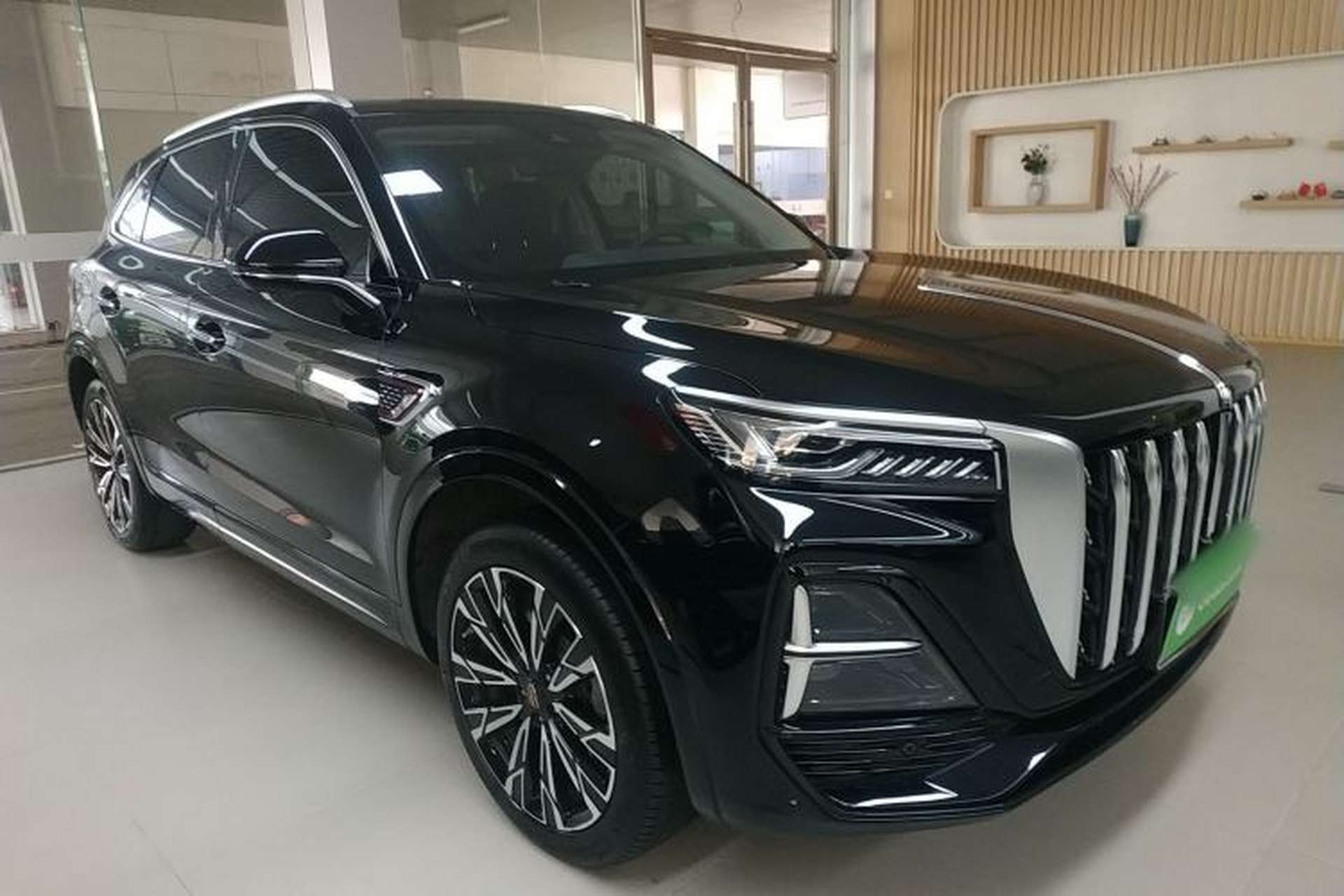 Used Hongqi HS5 2023 2.0T Four-Wheel Drive Flagship Pro Edition Front Right 45 Deg
