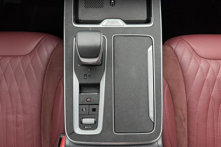 Used Hongqi HS5 2023 2.0T Four-Wheel Drive Flagship Pro Edition Gear Lever