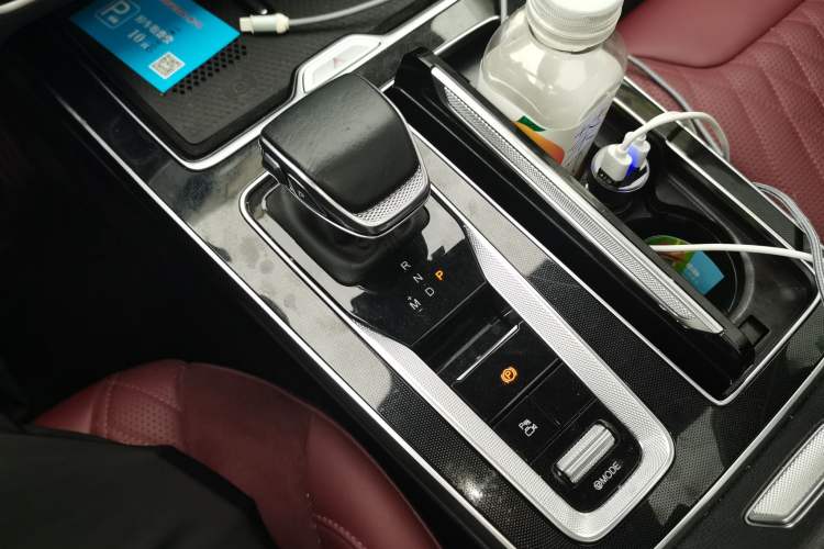Used Hongqi HS5 2023 2.0T Four-Wheel Drive Flagship Pro Edition Gear Lever