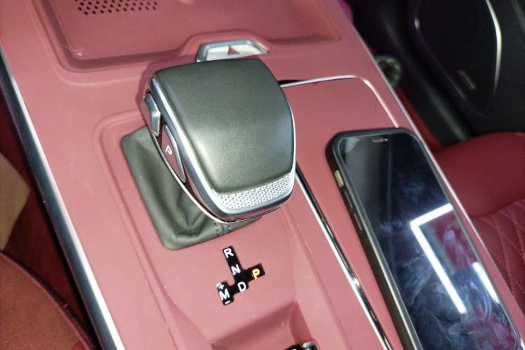 Used Hongqi HS5 2023 2.0T Four-Wheel Drive Flagship Pro Edition Gear Lever