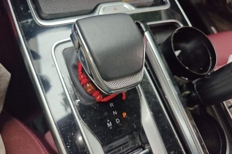 Used Hongqi HS5 2023 2.0T Qixiang Pro Edition Gear Lever