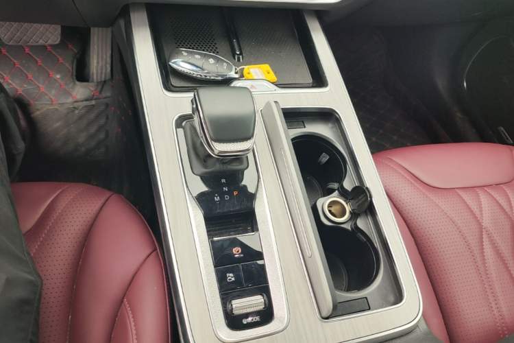 Used Hongqi HS5 2023 2.0T Four-Wheel Drive Flagship Pro Edition Gear Lever