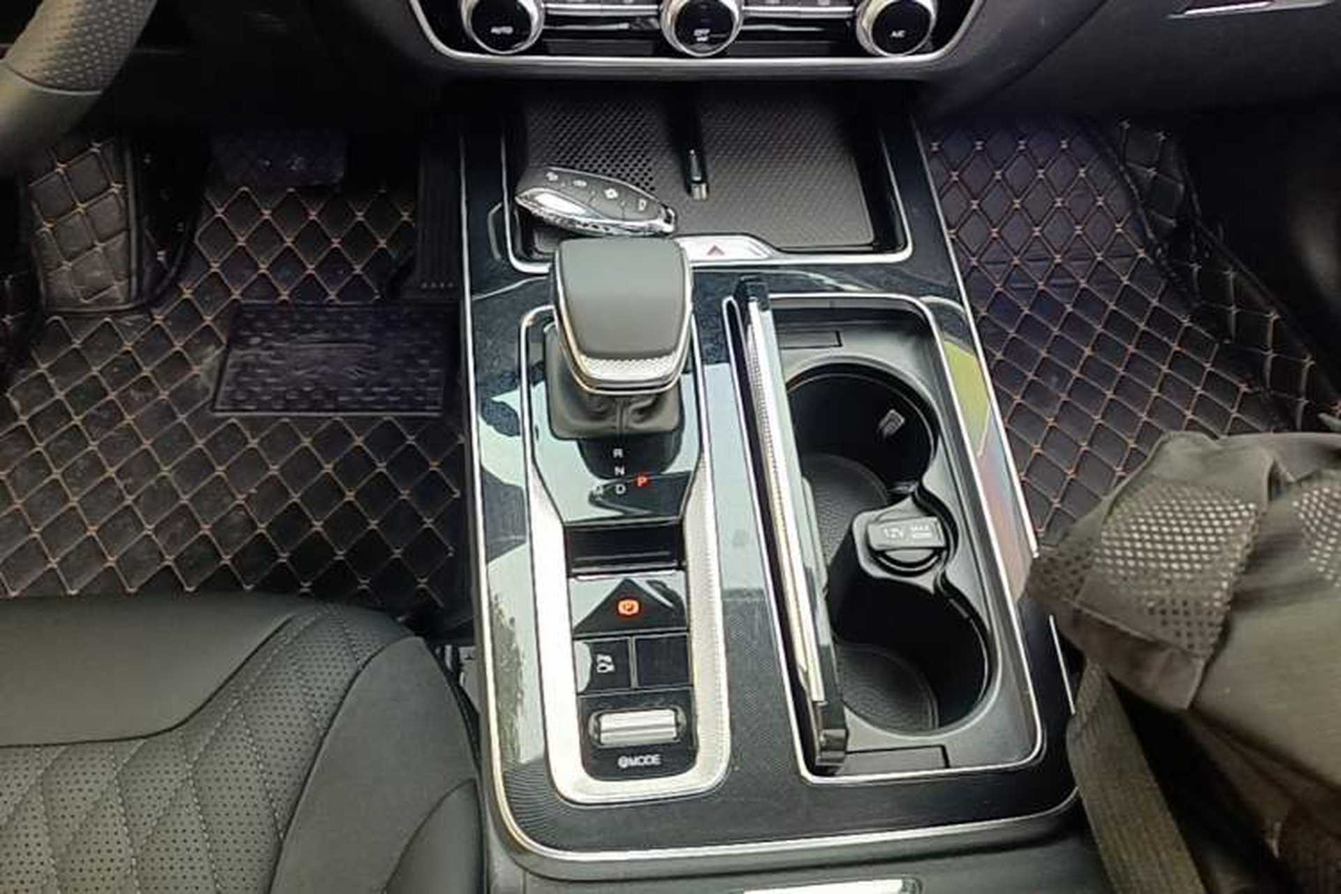 Used Hongqi HS5 2023 2.0T Four-Wheel Drive Flagship Pro Edition Gear Lever