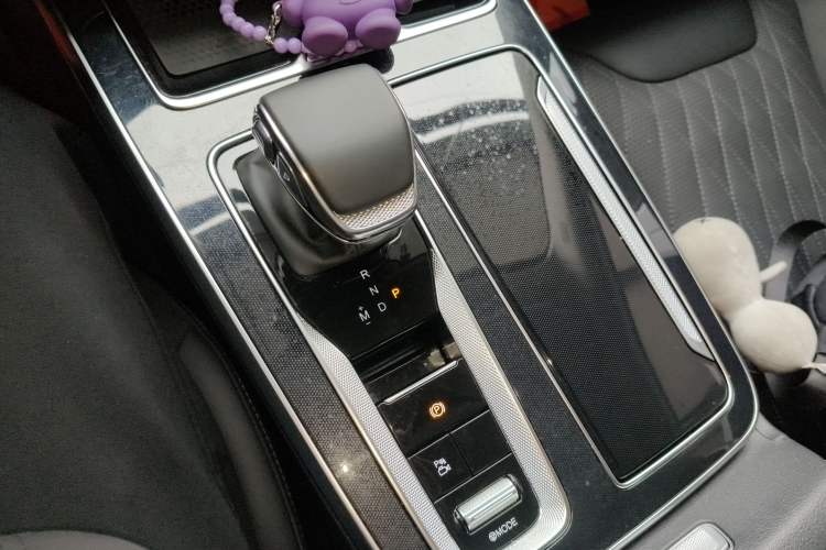 Used Hongqi HS5 2023 2.0T Four-Wheel Drive Flagship Pro Edition Gear Lever