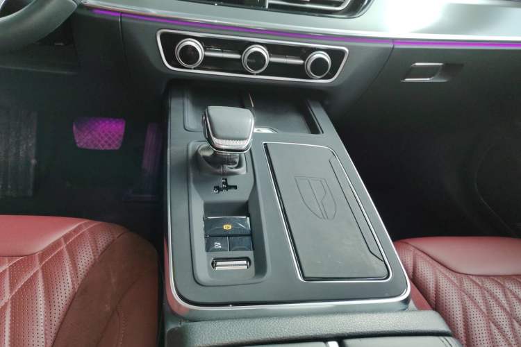 Used Hongqi HS5 2023 2.0T Qixiang Pro Edition Gear Lever