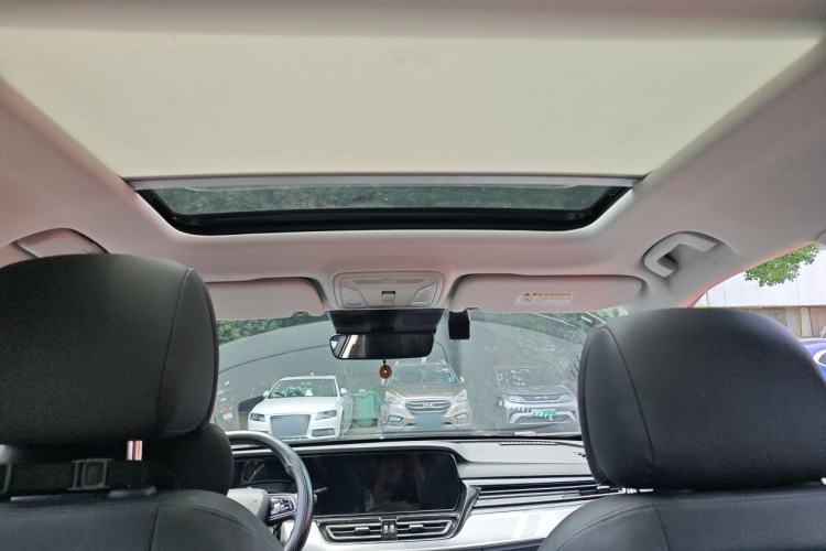 Used Hongqi HS5 2023 2.0T Four-Wheel Drive Flagship Pro Edition Headliner